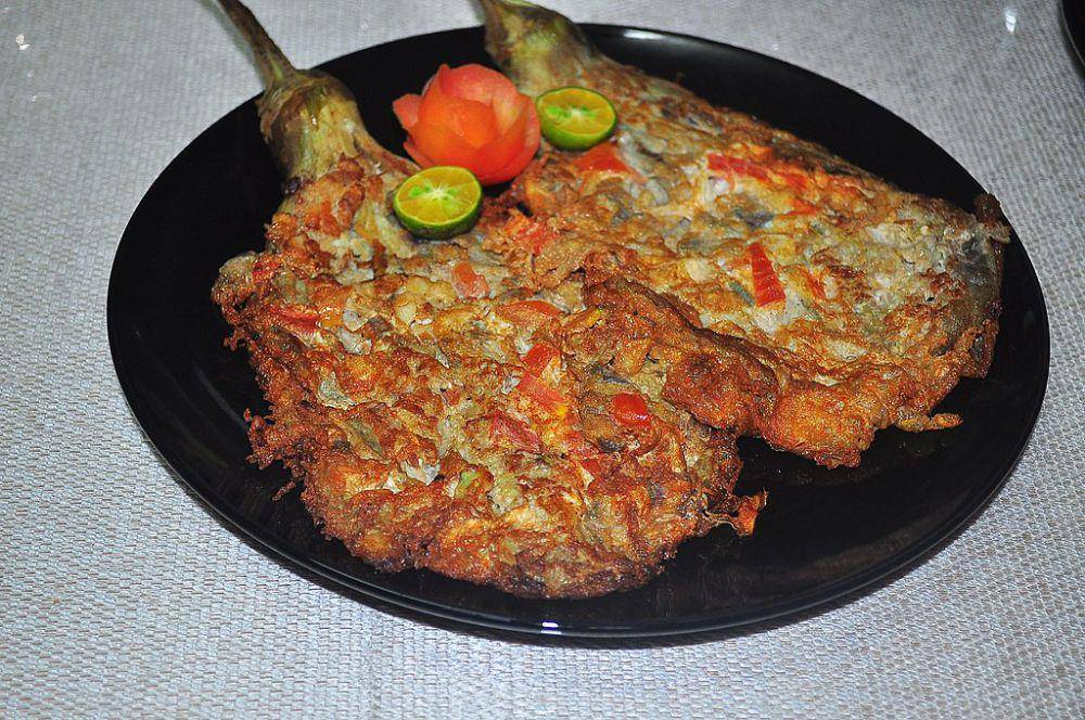 potret tortang talong (commons.wikimedia.org/whologwhy)