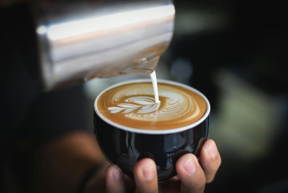 6 Makanan Ini Sebaiknya Dihindari Saat Menikmati Kopi, Awas Mulas!