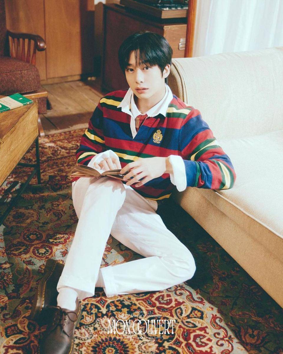 padu padan long pants putih ala Hyungwon MONSTA X (instagram.com/official_monsta_x)