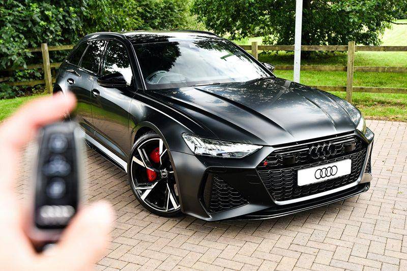 cara membuka pintu mobil yang terkunci otomatis dengan kunci fob (unsplash.com/Swansway Motor Group)