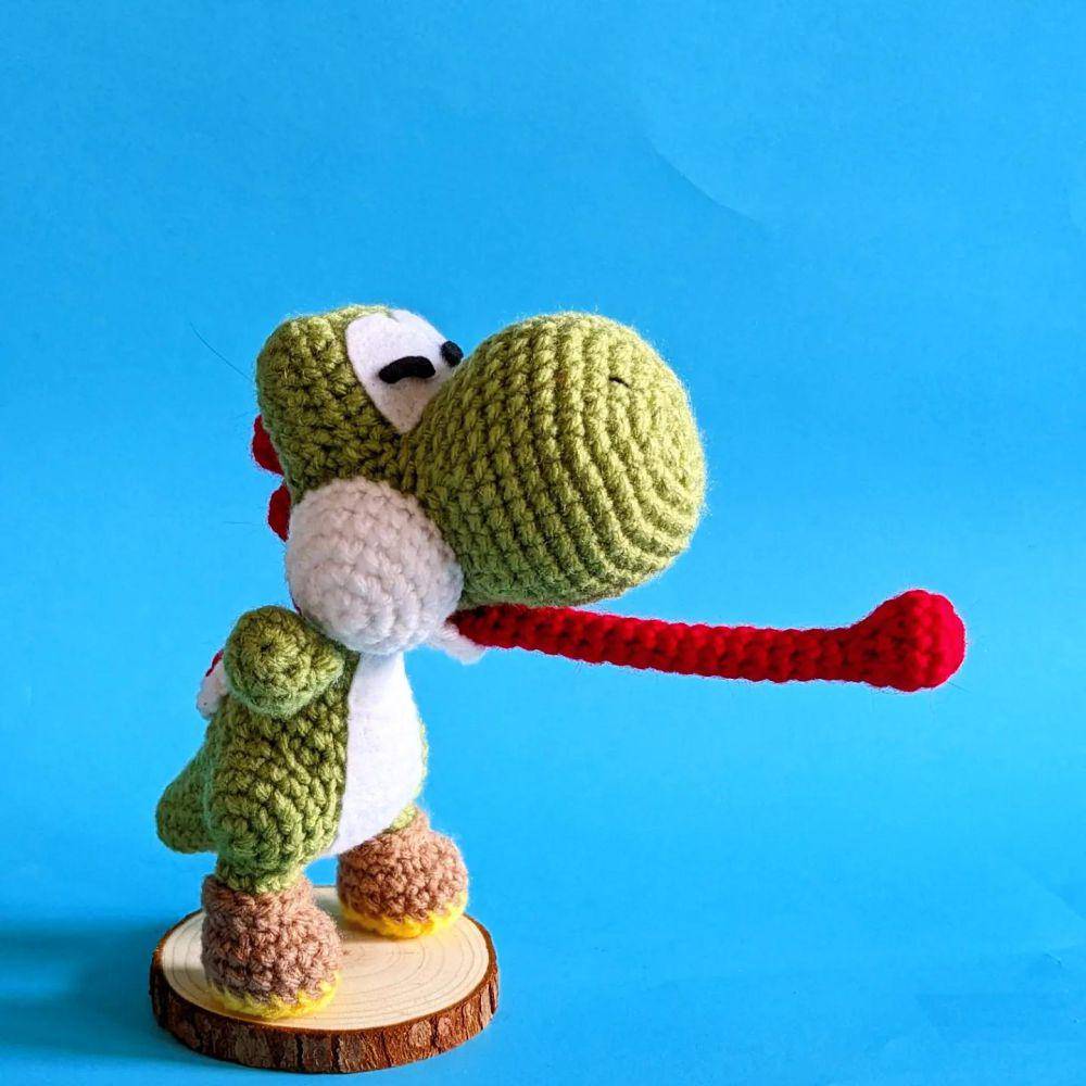 potret rajutan tangan bertema Yoshi (reddit.com/user/sirpurlgrey)