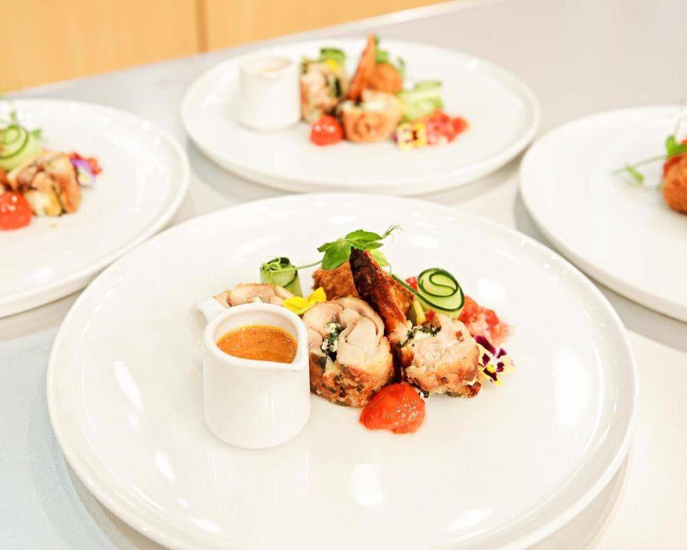Potret chicken roulade filled ala Belinda MasterChef Indonesia Season 11 (instagram.com/belinda.mci11)