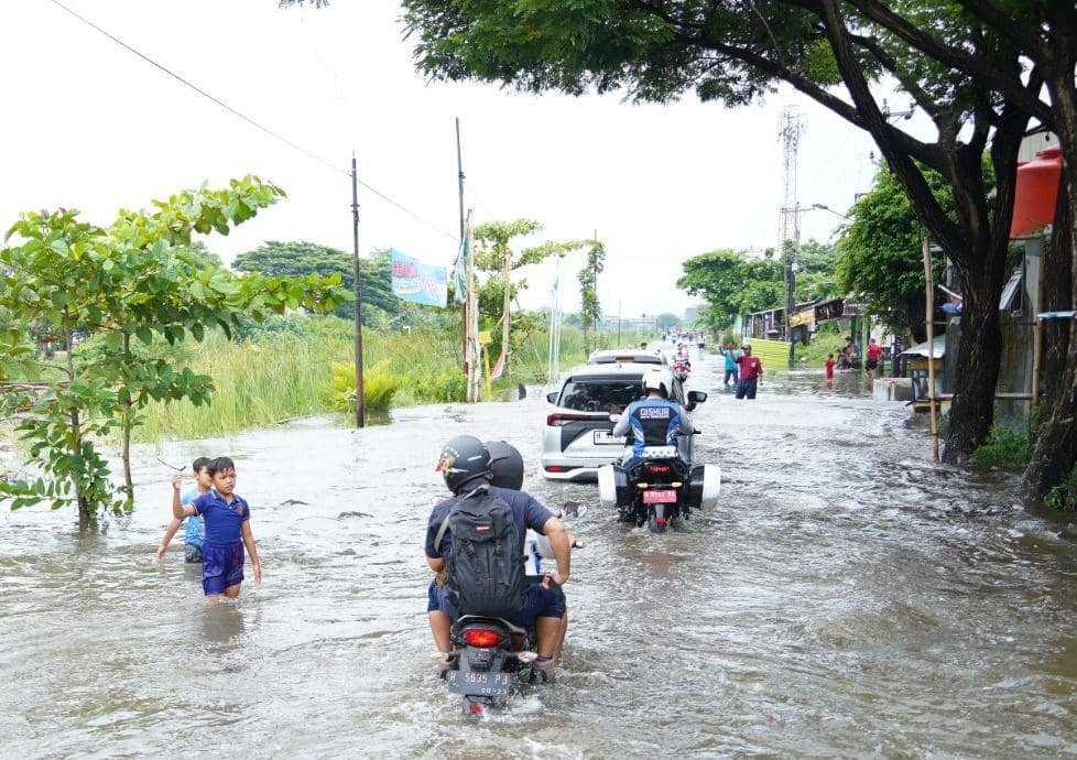 Ilustrasi banjir di Kota Semarang. (IDN Times/bt/Anggun P)