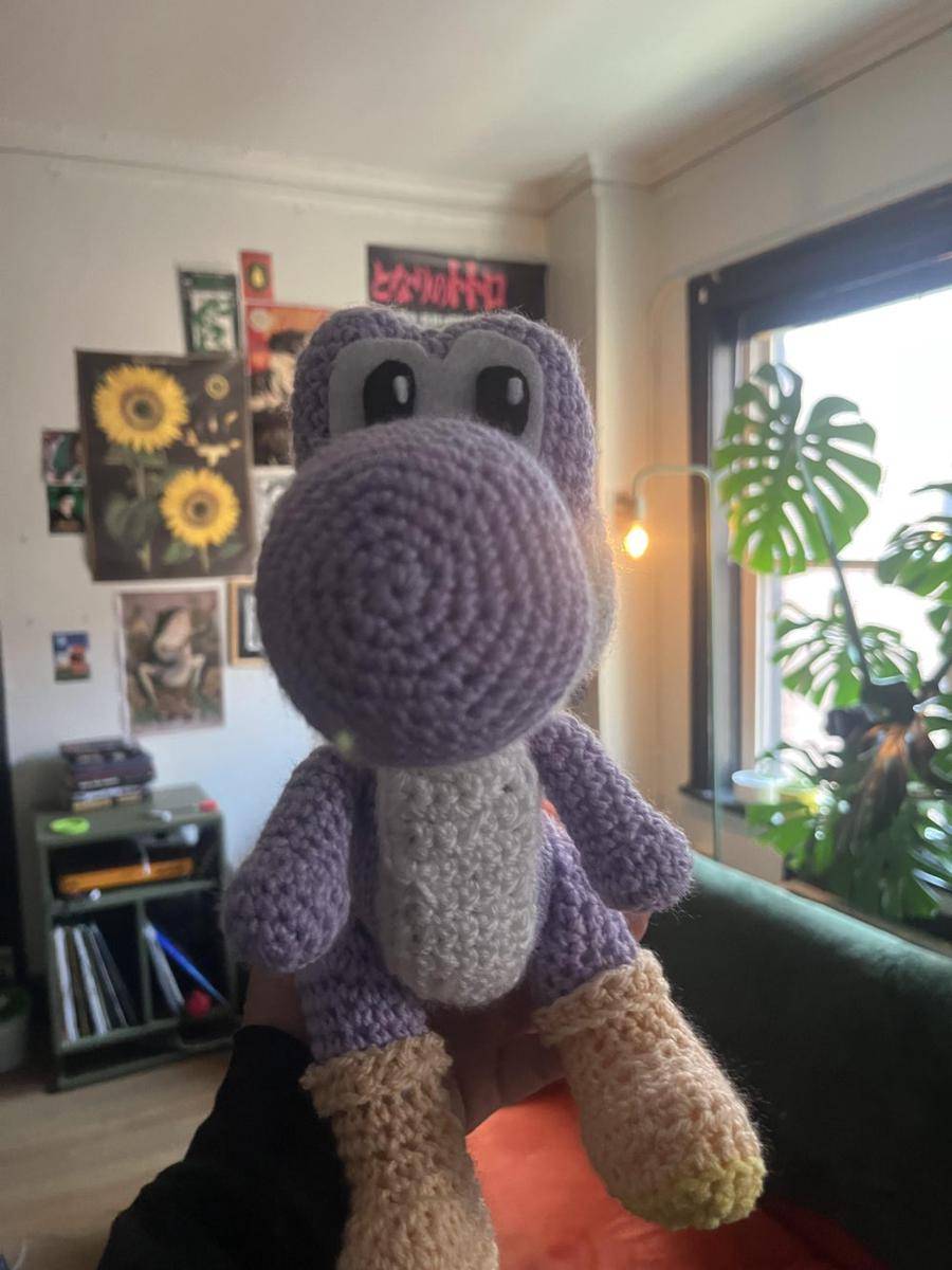potret rajutan tangan bertema Yoshi (reddit.com/user/thepizzacarnival)