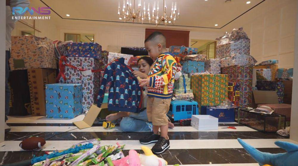 hadiah ulang tahun Rayyanza (youtube.com/rans entertainment)