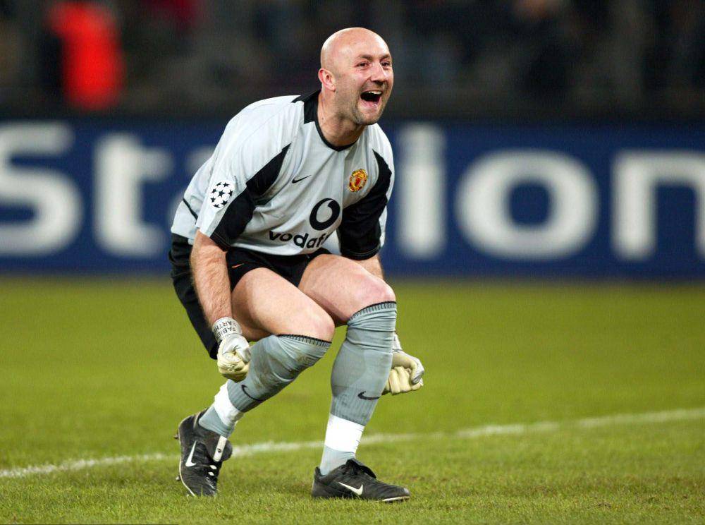 Fabien Barthez (twitter.com/ChampionsLeague)