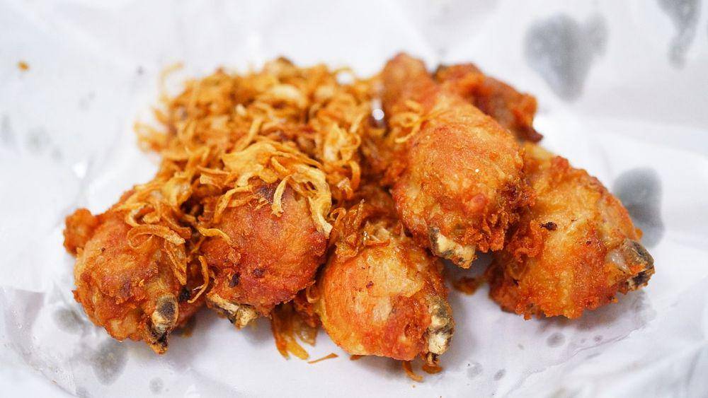 ilustrasi ayam goreng hat yai (commons.m.wikimedia.org/Vee Satayamas)