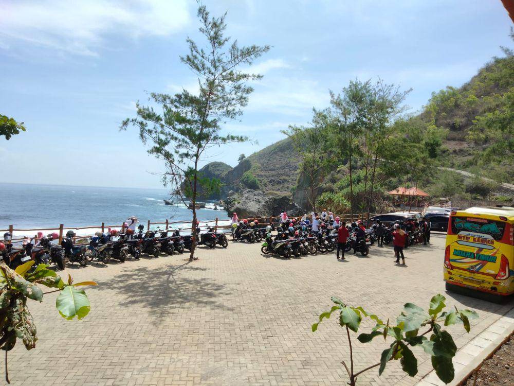 Pantai Klotok (dok. pribadi/Isna Zulfia)