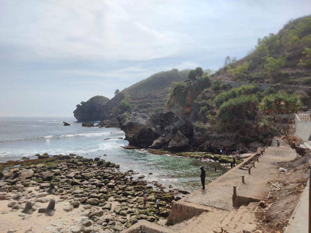 Pantai Klotok (dok. pribadi/Isna Zulfia)
