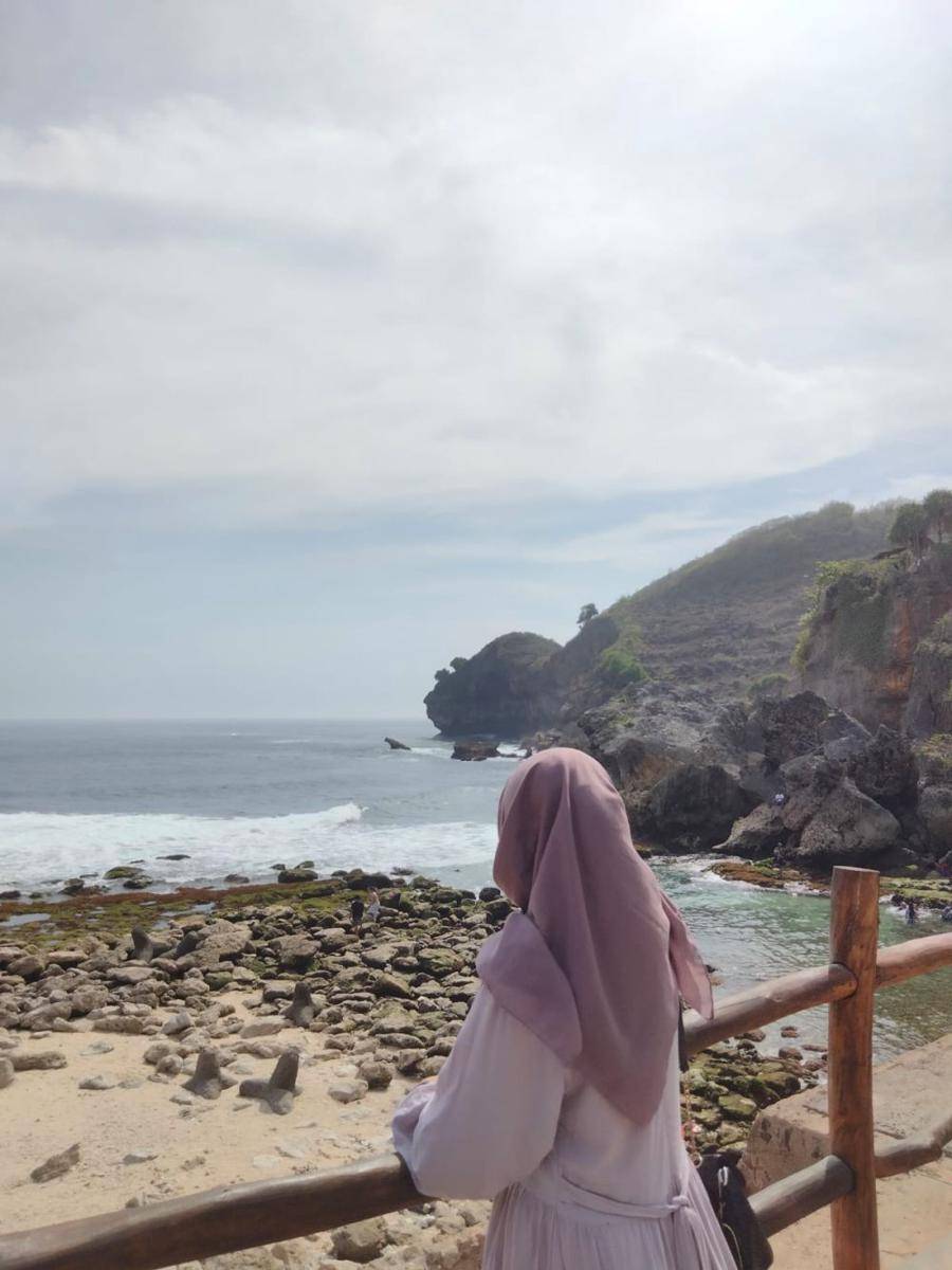 pantai klotok (dok. pribadi/Isna Zulfia)