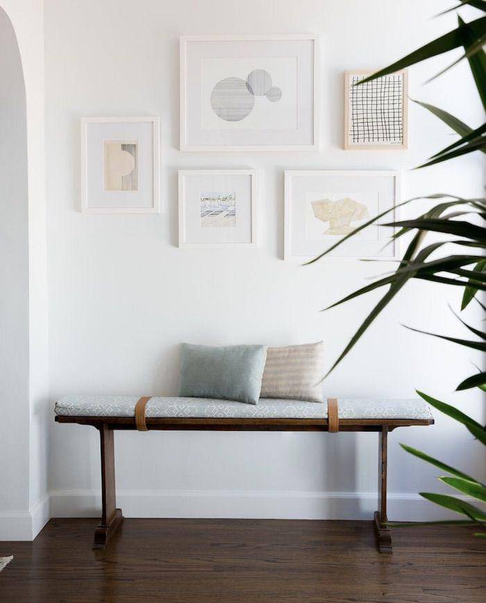 ilustrasi entryway modern dan minimalis (mydomaine.com)