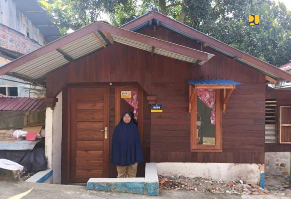 Kementerian Pekerjaan Umum dan Perumahan Rakyat (PUPR) melalui Direktorat Jenderal (Ditjen) Perumahan terus meningkatkan ketersediaan hunian layak bagi masyarakat. Salah satunya melalui program Bantuan Stimulan Perumahan Swadaya (BSPS).  (Dok. Kementerian PUPR)