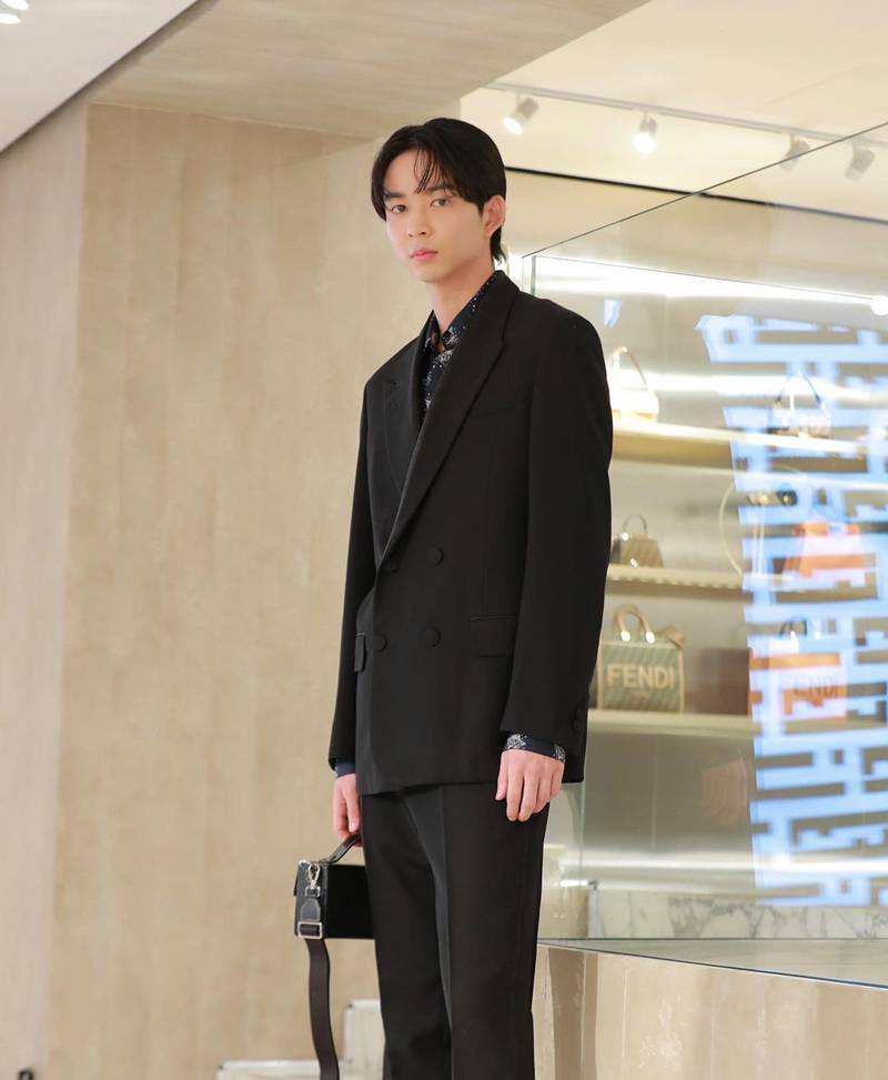 Jin Suzuki (instagram.com/jin_suzuki_722)
