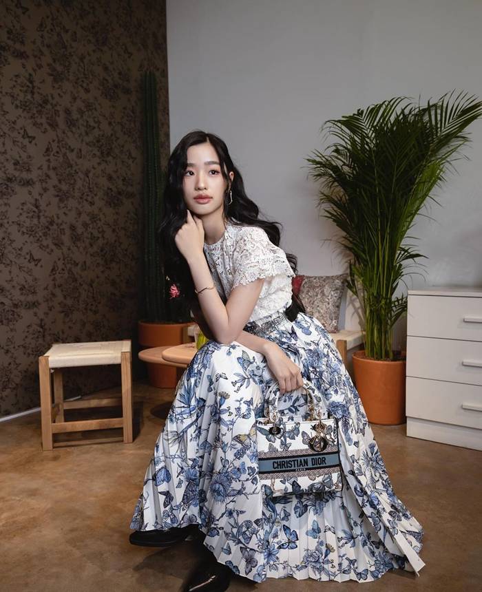 OOTD ala Tu Tontawan (instagram.com/tontawan)