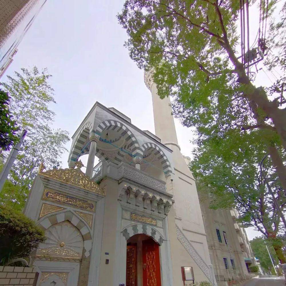 potret Masjid Tokyo Camii (instagram.com/opapirama)