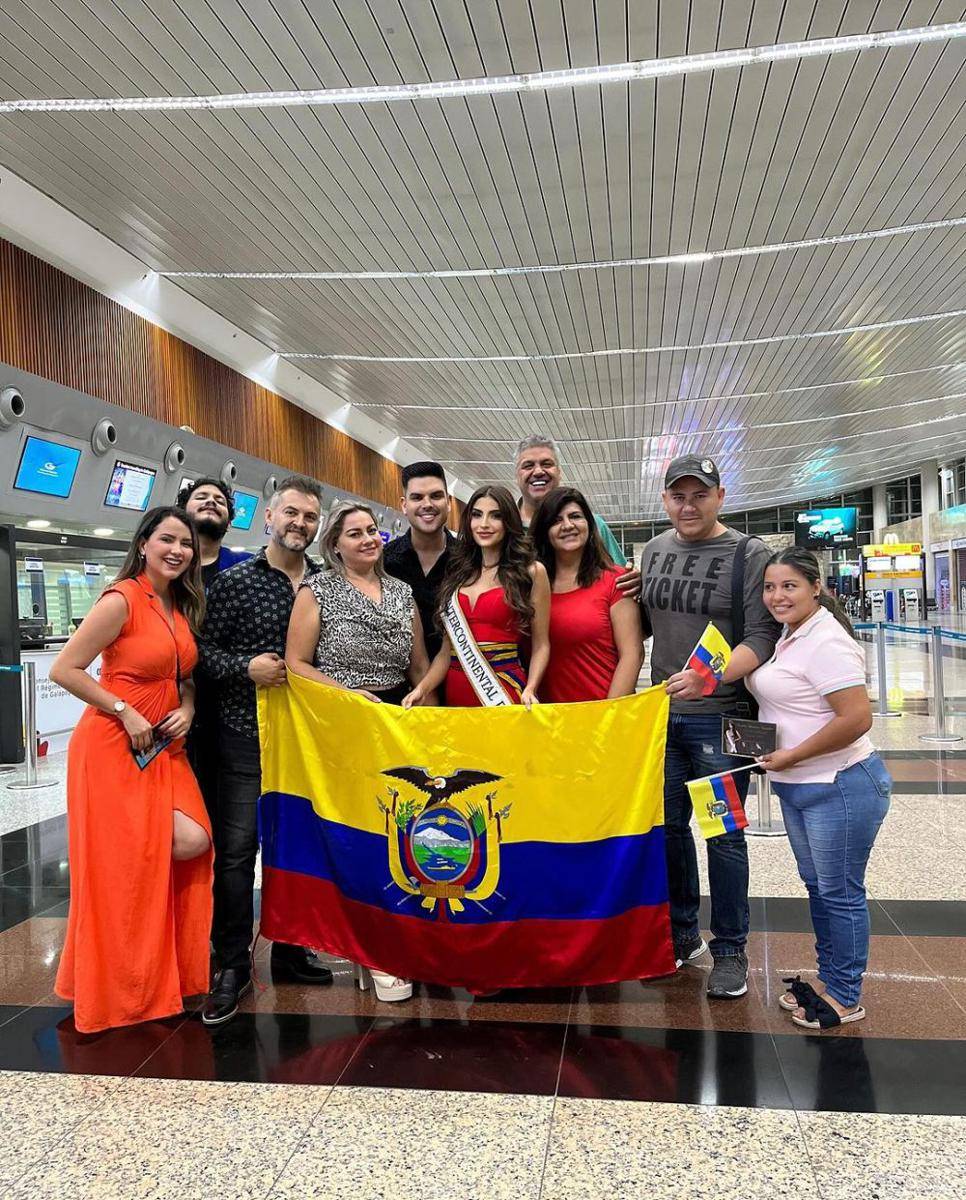 Potret Keberangkatan Finalis Miss Intercontinental 2023 ke Mesir (Instagram.com/nickydavalos10)