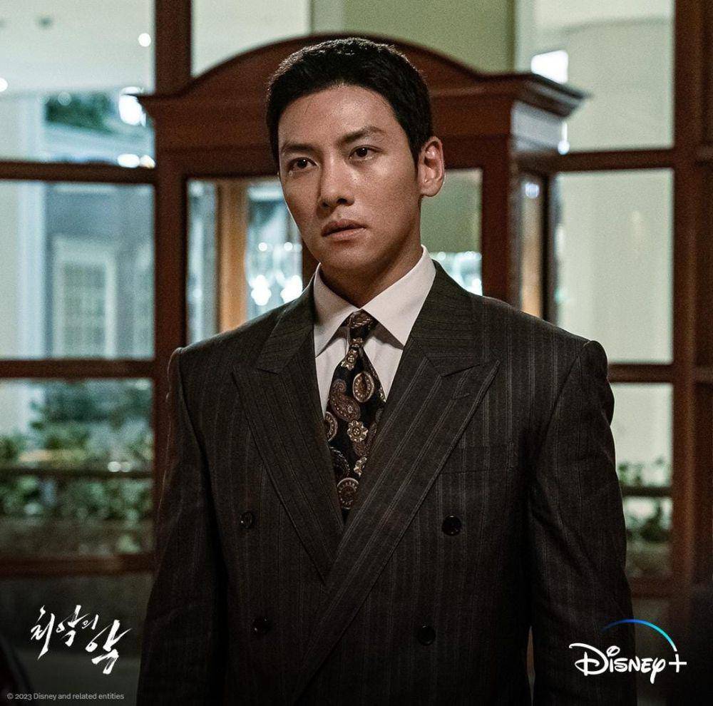 Ji Chang Wook di drama The Worst of Evil (instagram.com/disneypluskr)