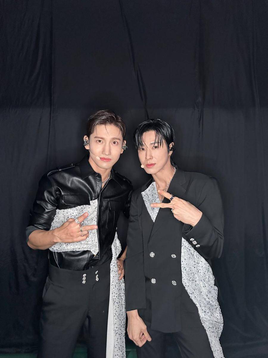 TVXQ (x.com/TVXQ)