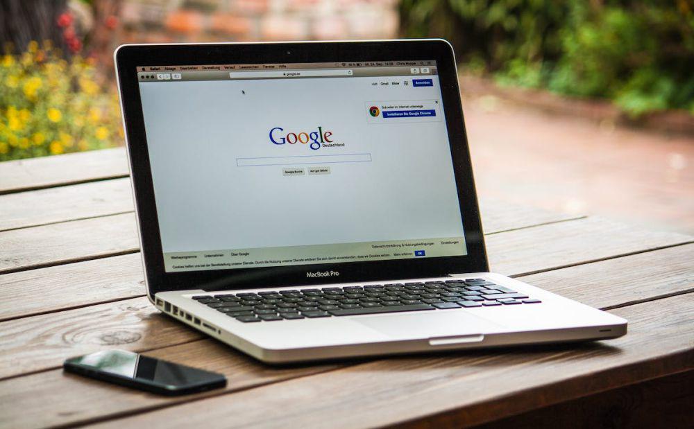 ilustrasi laptop (pexels.com/Pixabay)