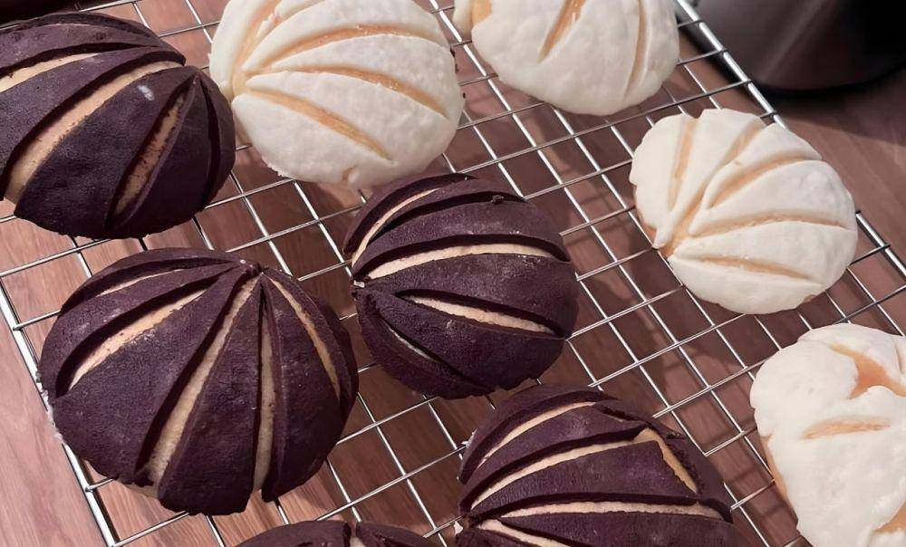 ilustrasi conchas di atas loyang (instagram.com/sabores.mx.eu)