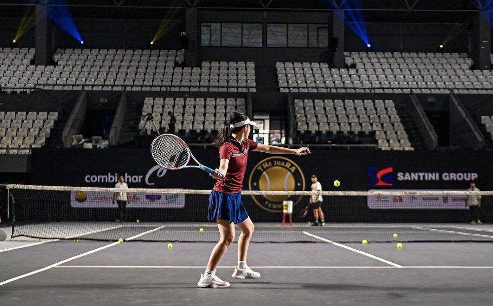 potret Ibnu Jamil dan Ririn Ekawati jajal lapangan sebelum tanding The Juara (instagram.com/jebreeetmedia)