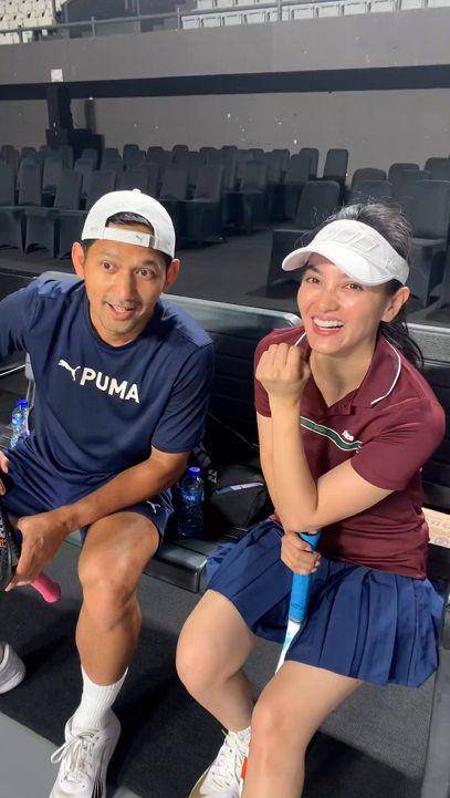 potret Ibnu Jamil dan Ririn Ekawati jajal lapangan sebelum tanding The Juara (instagram.com/jebreeetmedia)