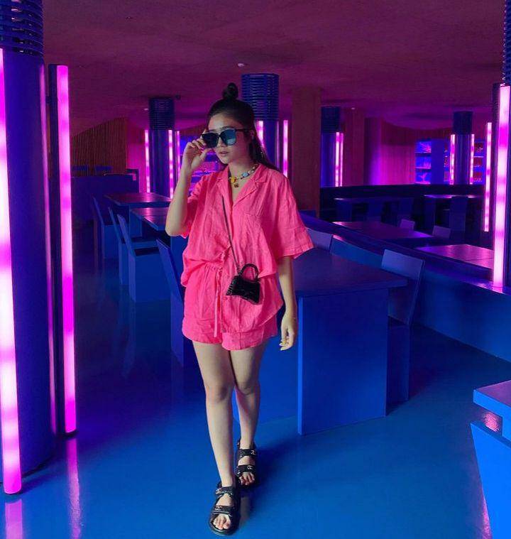 Outfit pink Febby Rastanty (Instagram.com/febbyrastanty)
