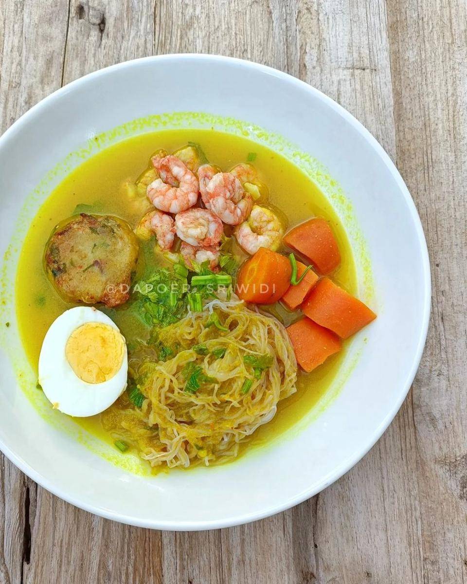 ilustrasi soto mie udang (instagram.com/dapoer_sriwidi)