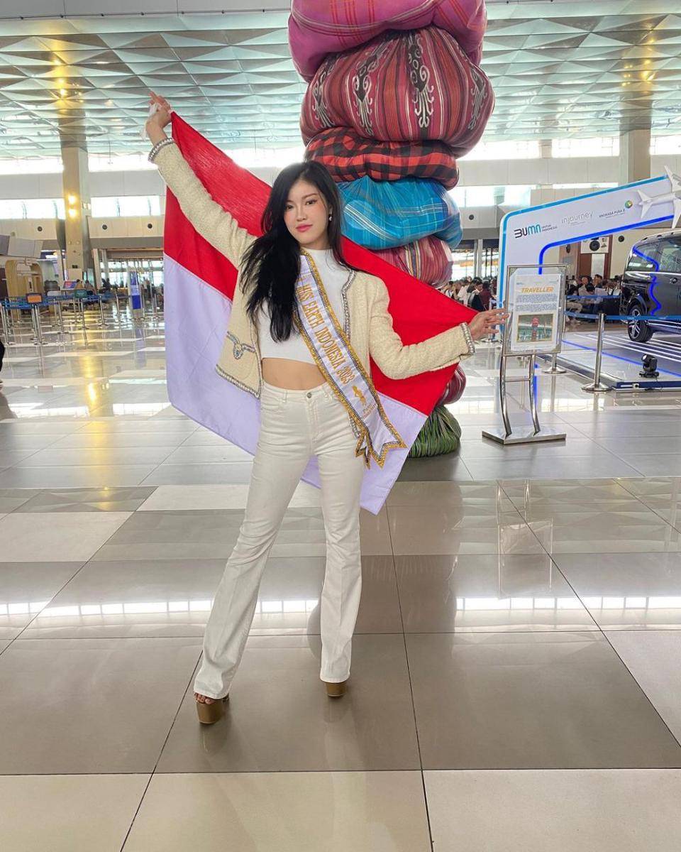 Potret Keberangkatan Wakil Indonesia Cindy Inanto ke Miss Earth 2023 (Instagram.com/mentaripageant)