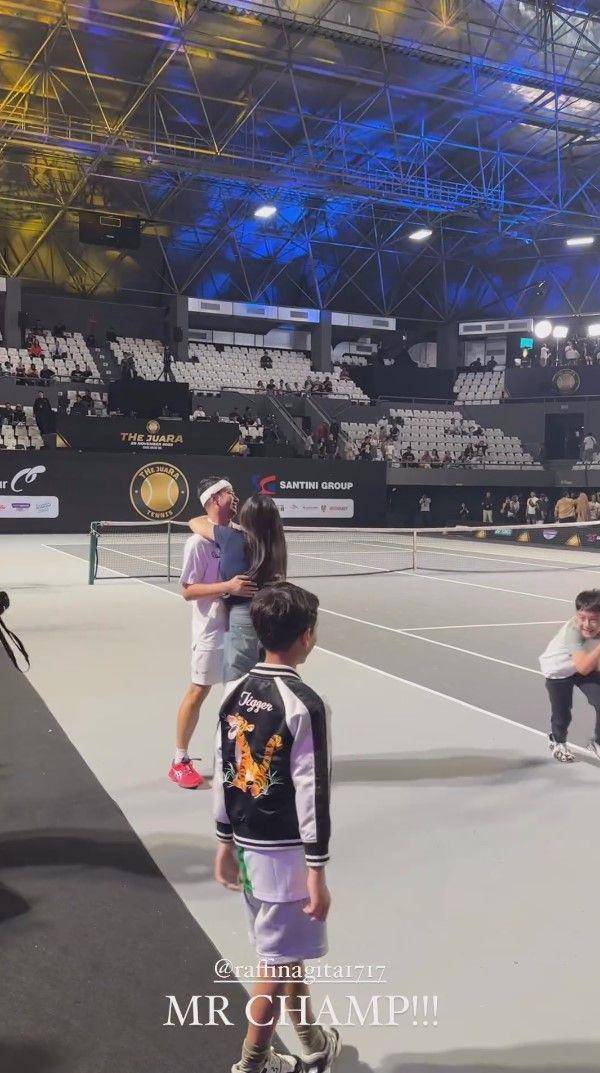 potret keluarga dukung Raffi Ahmad (instagram.com/gadiiing)