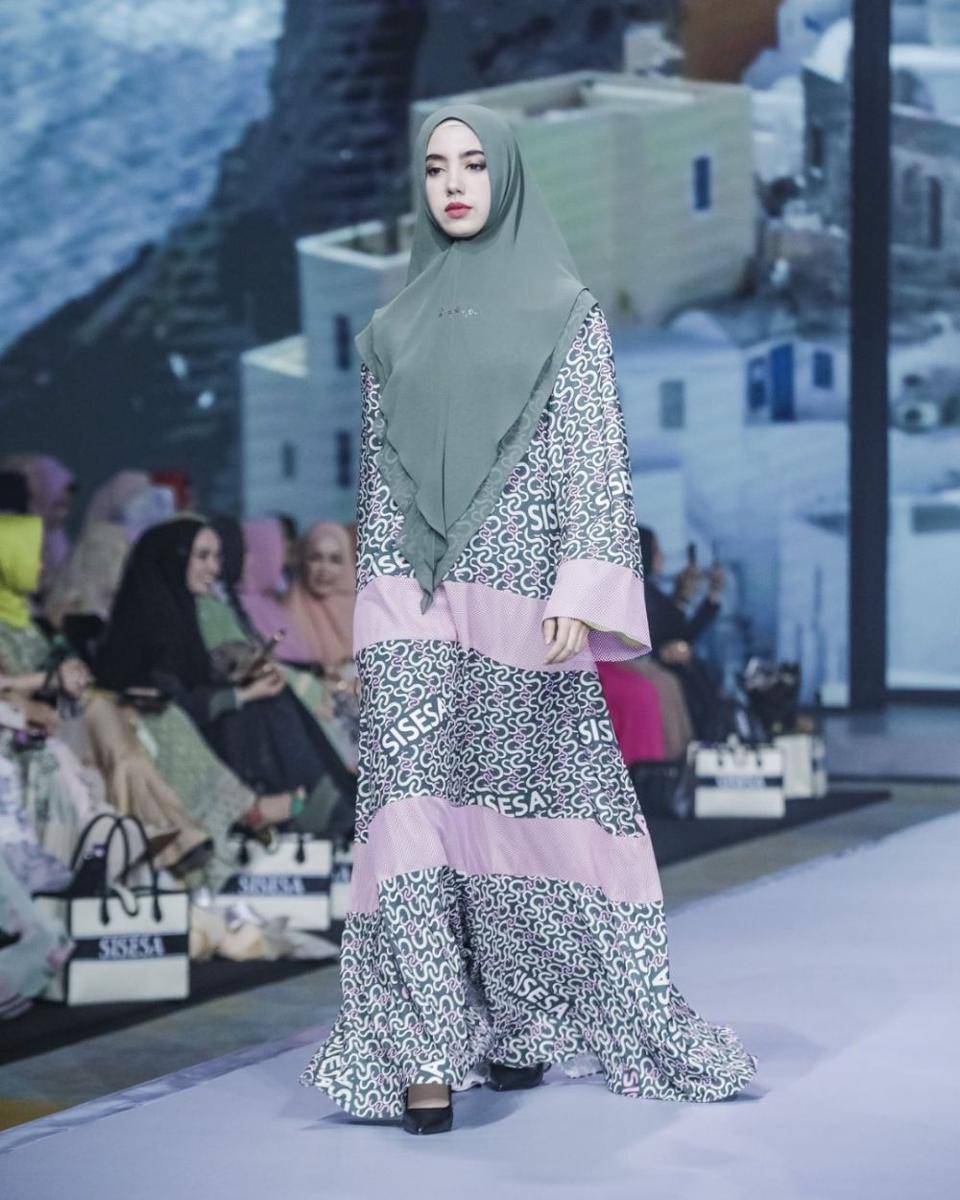 inspirasi busana muslim syar'i dari koleksi terbaru Si.Se.Sa (dok. Si.Se.Sa)