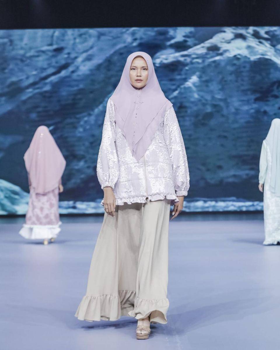 inspirasi busana muslim syar'i dari koleksi terbaru Si.Se.Sa (dok. Si.Se.Sa)