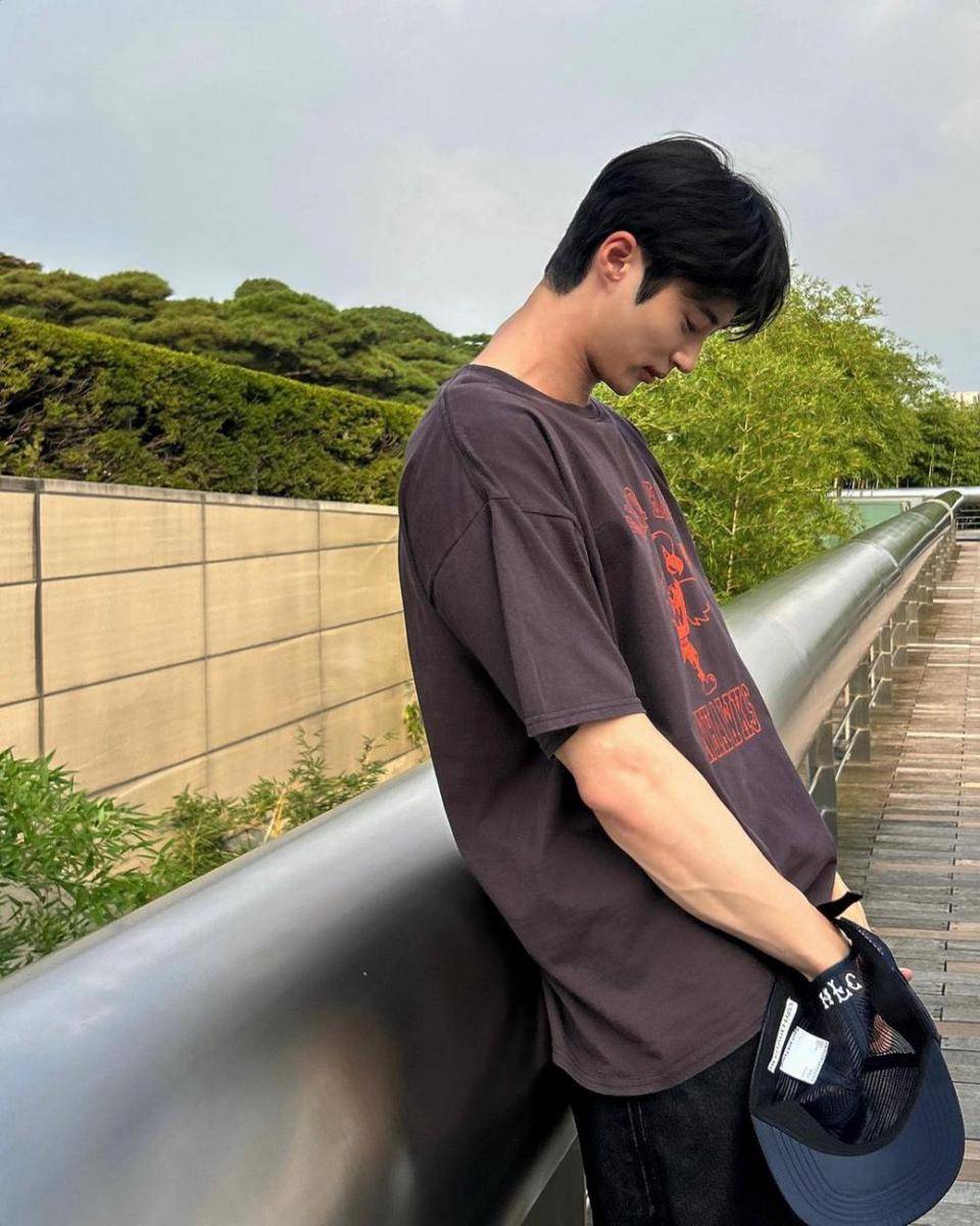 Byeon Woo Seok (instagram.com/byeonwooseok)