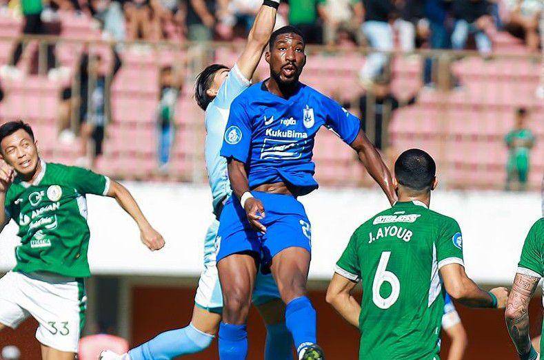 PSIS Semarang dalam laga menghadapi PSS Sleman di Liga 1 2023/2024 putaran pertama. (instagram.com/psisfcofficial)