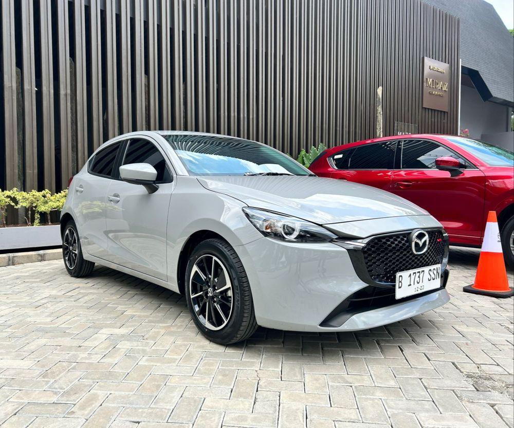 Mazda2 Hatchback baru tampil lebih sporty (IDN Times/Fadhliansyah)