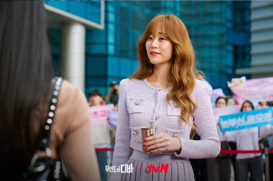 Kim Hyo Jin di drama Castaway Diva (Dok. tvN/Castaway Diva)