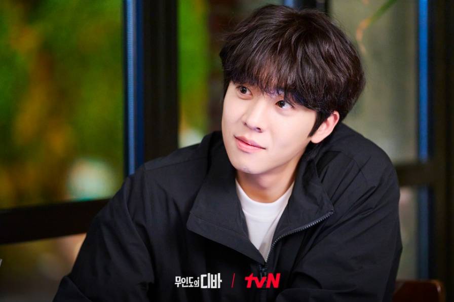 Chae Jong Hyeop di drama Castaway Diva (Dok. tvN/Castaway Diva)