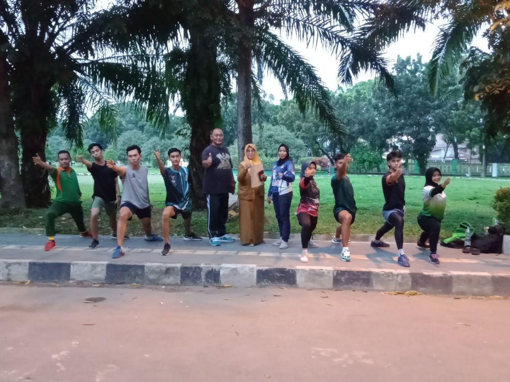 Sedih! Atlet Cabor Anggar Sumut PON Terpaksa Latihan di Trotoar