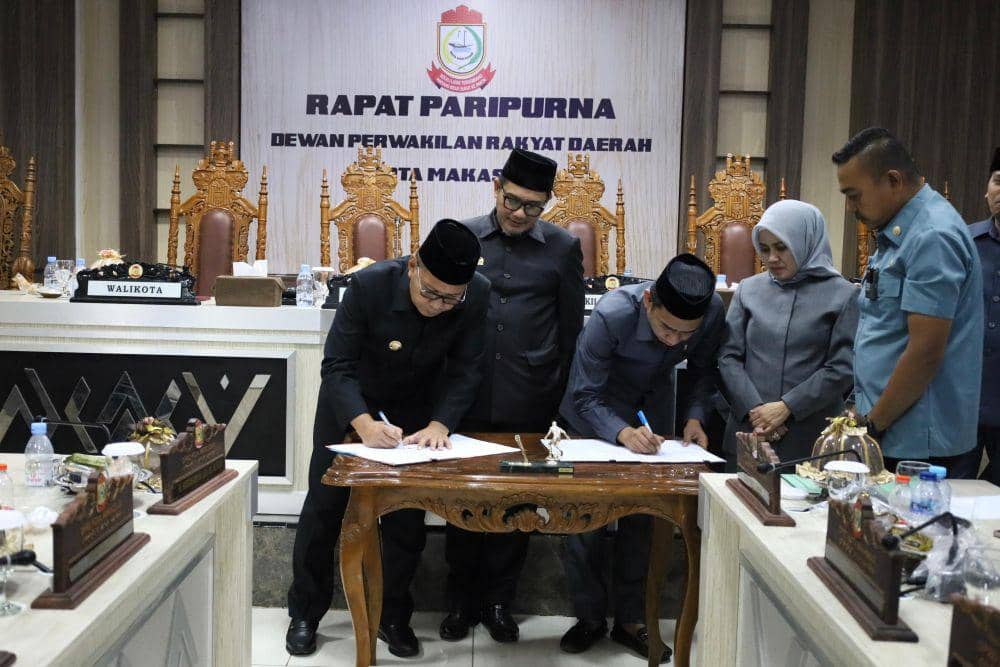 DPRD dan Pemkot Makassar Tetapkan APBD 2024 Rp5,6 Triliun