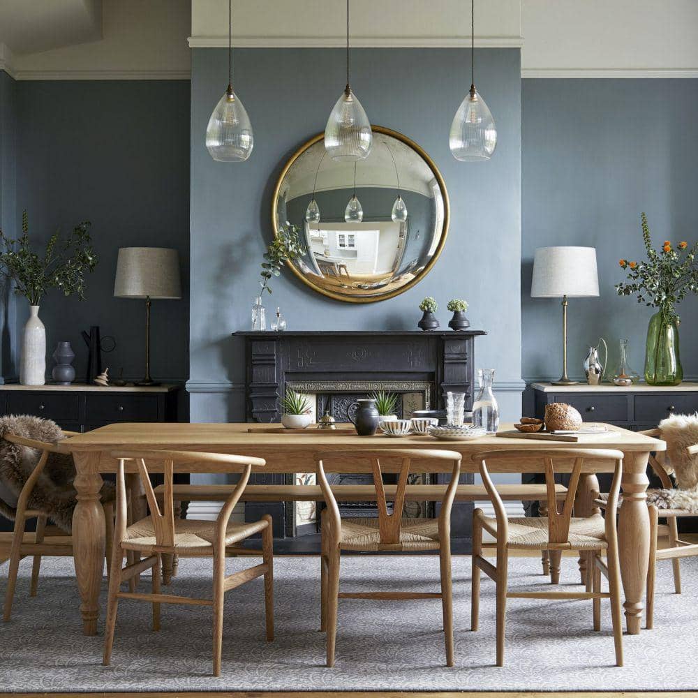 ilustrasi penempatan cermin di ruang makan (idealhome.co.uk)