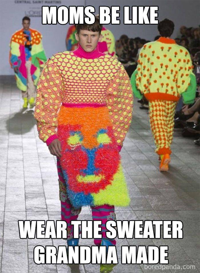 Fashion dengan konsep serba warna-warni (boredpanda.com)