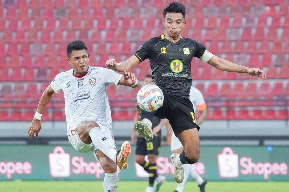 Arema FC dalam laga menghadapi Barito Putera pada putaran pertama Liga 1 2023/2024. (instagram.com/psbaritoputeraofficial)