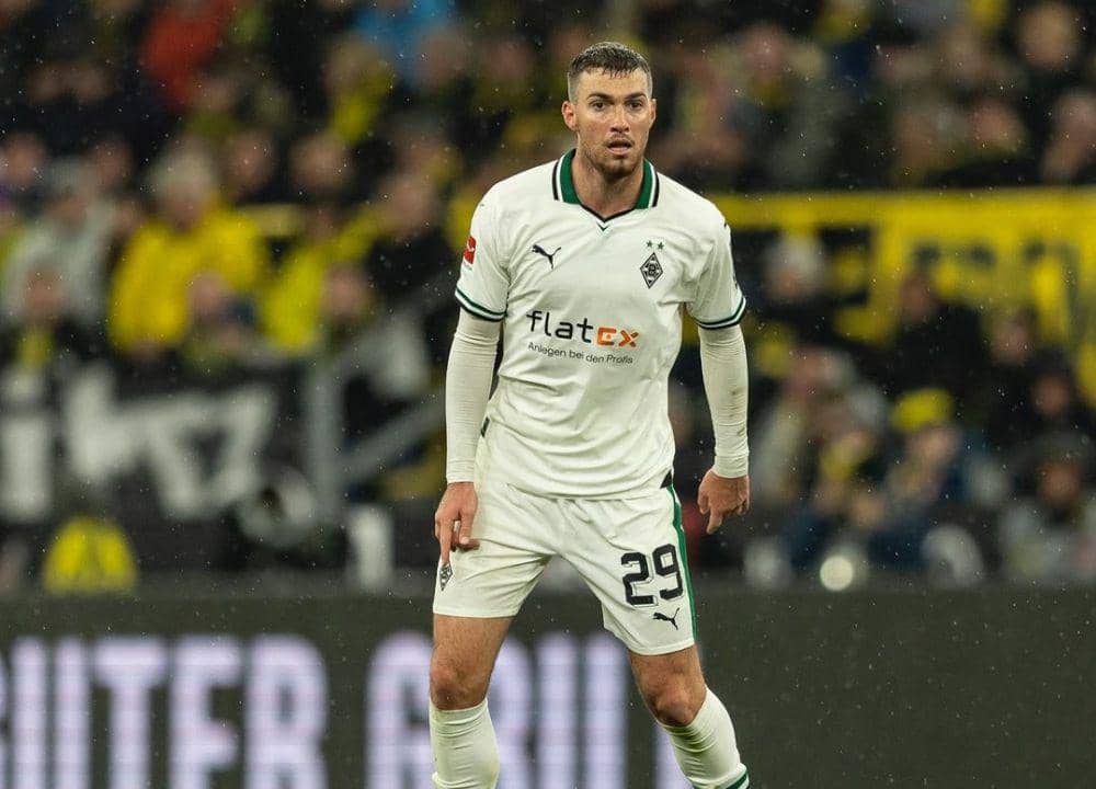 Joe Scally ketika memperkuat Borussia Moenchengladbach. (instagram.com/jjscally_3)