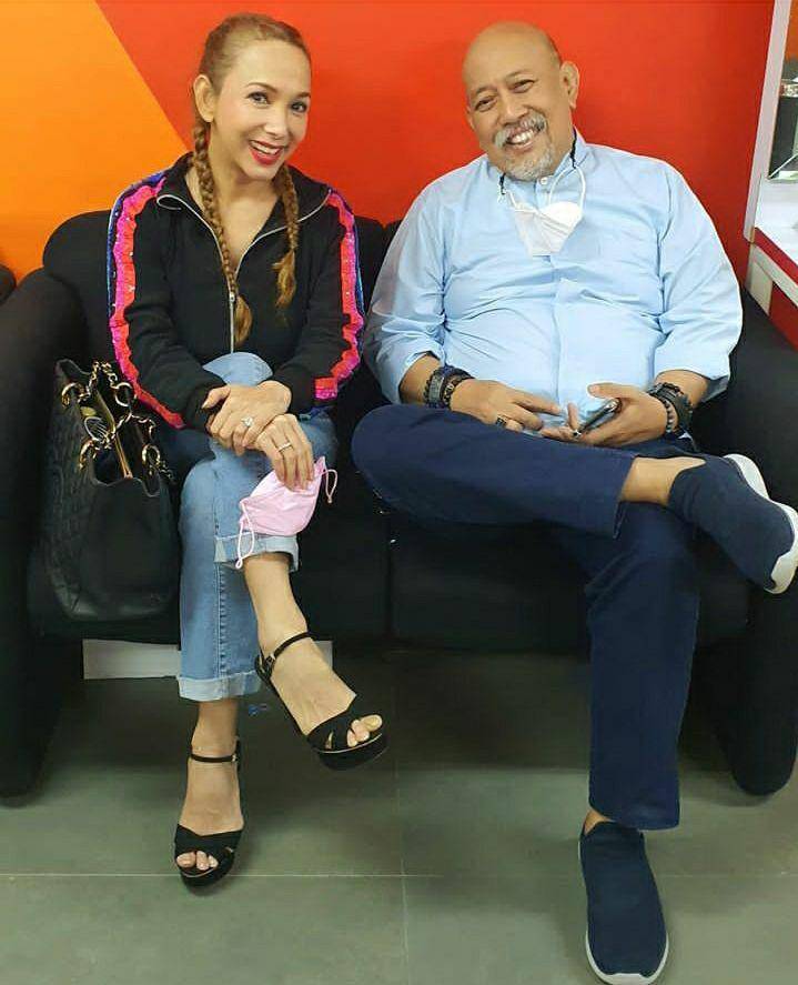 potret kenangan Kiki Fatmala bersama rekan-rekan artis tanah air (instagram.com/qq_fatmala)