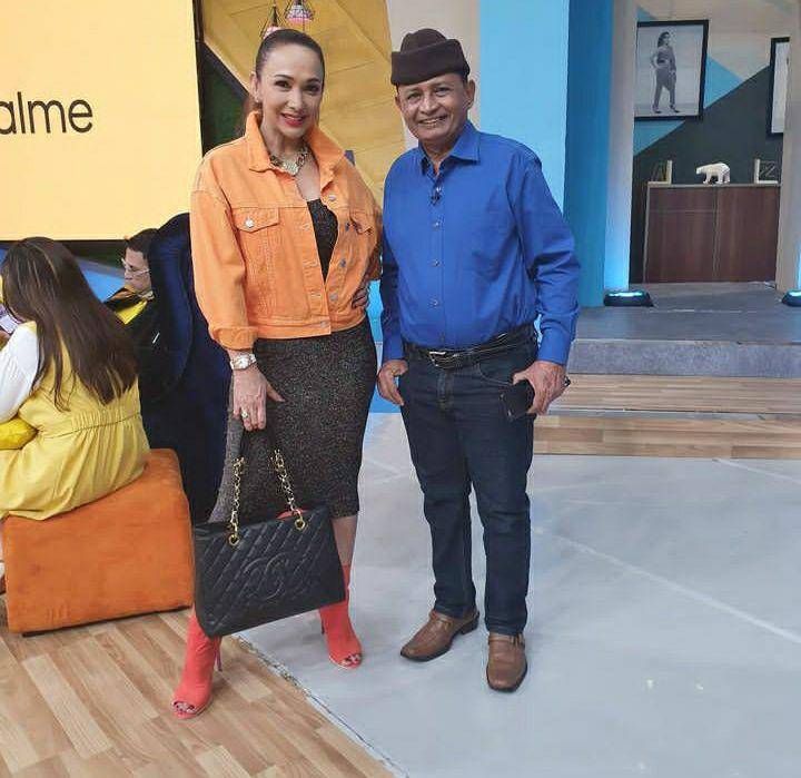 potret kenangan Kiki Fatmala bersama rekan-rekan artis tanah air (instagram.com/qq_fatmala)