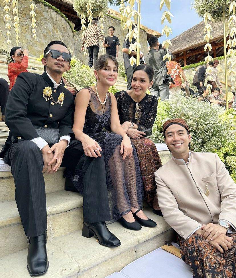 Luna Maya dipernikahan BCL dan Tiko (instagram.com/lunamaya)