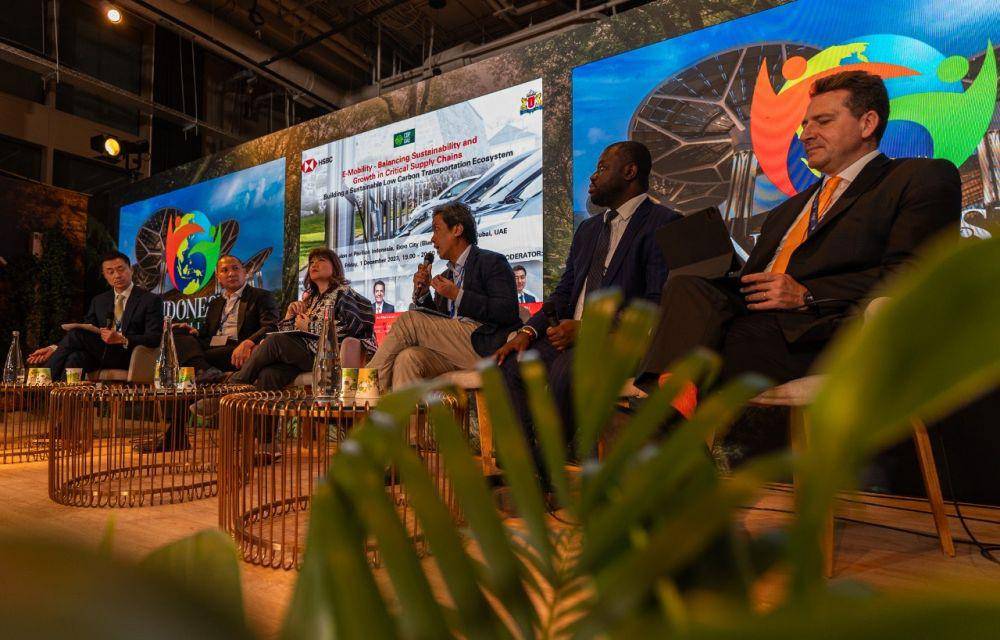 Pertamina New Renewable Energy (NRE) ikut andil dalam pengembangan ekosistem kendaraan listrik di Indonesia. Adopsi kendaraan listrik menjadi peluang besar bagi Pertamina NRE, serta memperkuat upaya Indonesia menuju transisi energi. (Dok. Pertamina)
