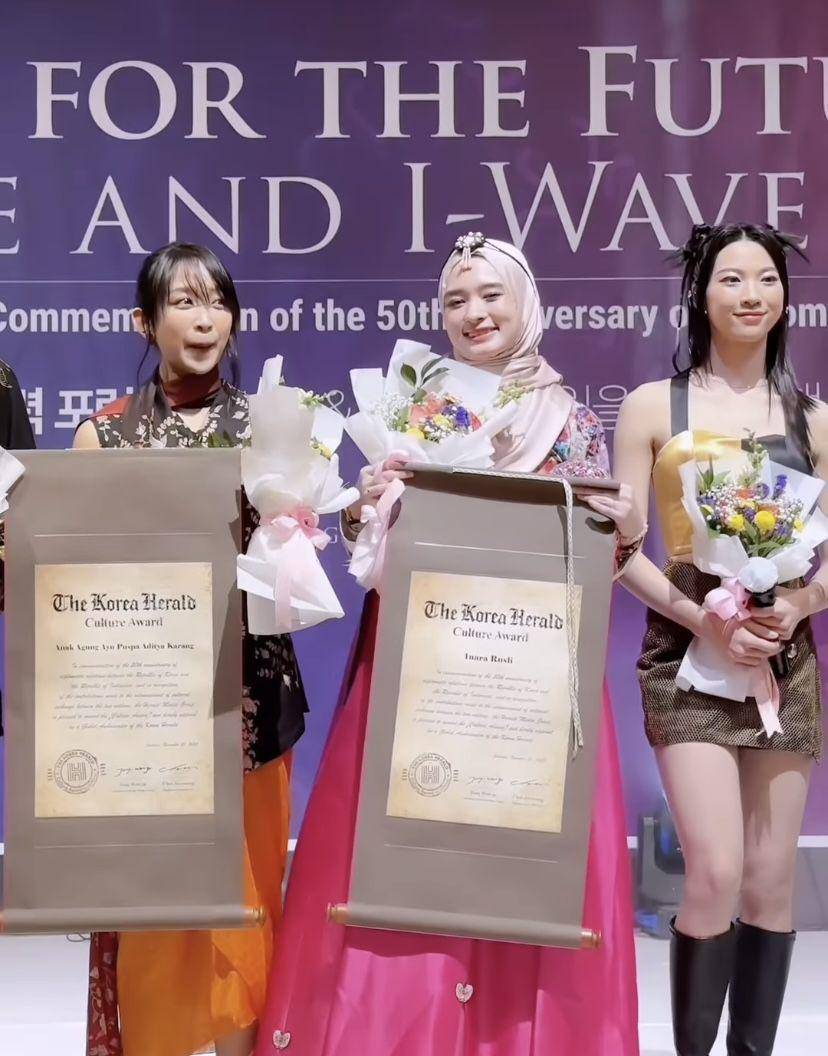 Inara Rusli di acara 50 Tahun Hubungan Diplomatik Persahabatan Indonesia dan Korea Selatan (instagram.com/mommy_starla)