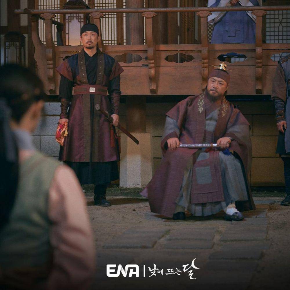 still cut drakor Moon in the Day (instagram.com/channel.ena.d)