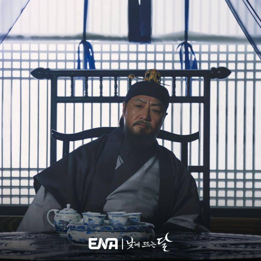 still cut drakor Moon in the Day (instagram.com/channel.ena.d)